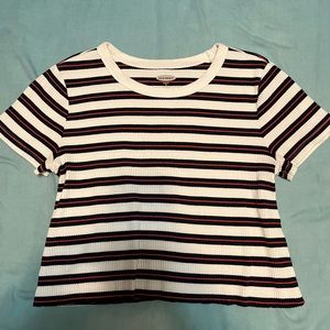 Old navy medium crop top